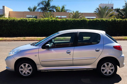 Peugeot 207 Xr 1.4 Flex