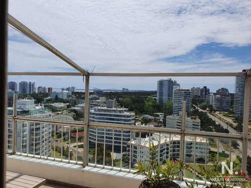 Espectacular Penthouse En Venta, Edificio Tiburon Planta De 3 Dormitorios , Punta Del Este 