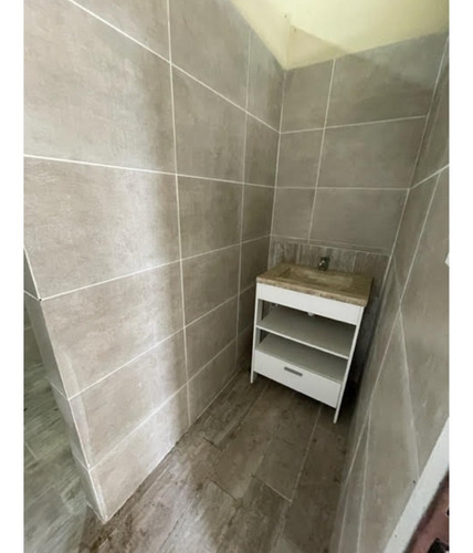 Imagen 3 de 10 de Venta - Casa En Calle Lavalle Monte Grande
