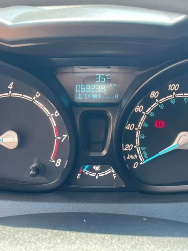 Imagem 9 de 12 de Ford Fiesta 1.6 Se Hatch 16v Flex 4p Manual