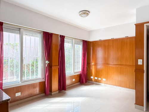 Casa En Alquiler, 4 Plantas, Jardín Y Pileta - Martínez
