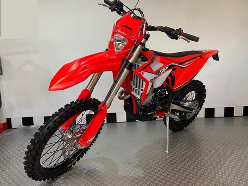 Imagen 2 de 10 de Beta Rr 430 / Modelo 2023 / 0km. / Agencia Oficial