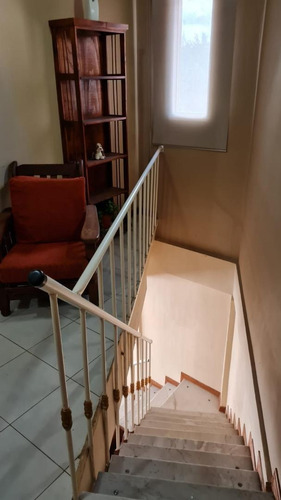 Imagen 7 de 21 de Casa De 4 Ambientes En Bella Vista