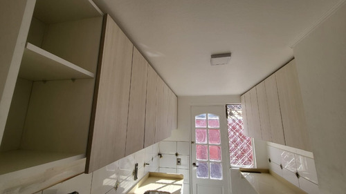 Imagen 6 de 19 de Casa En Pasaje Cerrado 4d Y 3b. Los Diáconos Pte Alto
