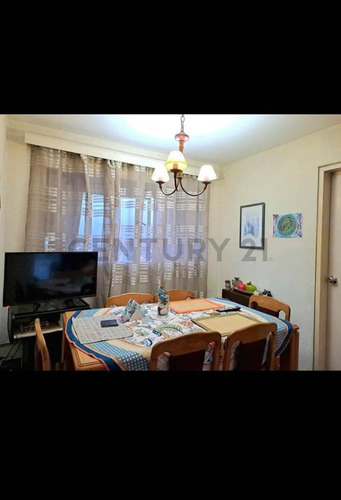 Excelente Apartamento En Zona Residencial
