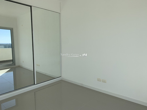 Venta A Estrenar Brava Wind Tower Retasado!!! Con Parrilla!!- Ref: 1464
