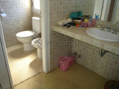 Imagen 16 de 16 de Chalet 200m2, 4 Dormitorios, Jardín, Cochera.