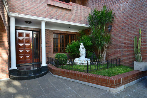 Imagen 2 de 30 de Venta | Villa Urquiza| Casa Con Pileta Y Quincho