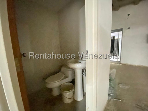 Amplia Oficina En Alquiler Boleita Norte Mls #26-101