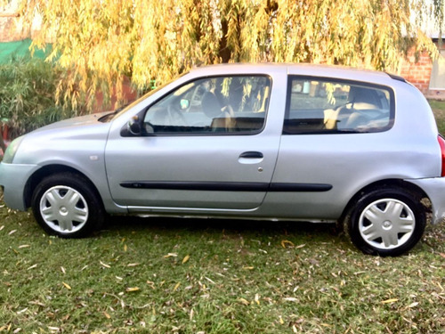 Imagen 1 de 15 de Renault Clio 1.2 2006