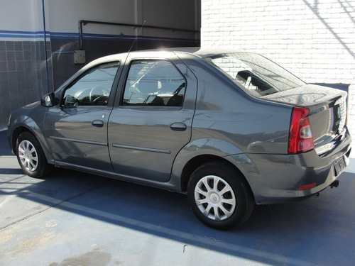 Renault Logan Expression 1,6 Año 2011 Excelente Estado