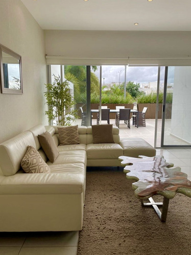 Departamento En Venta En Soho Elite Condos, Cancún.