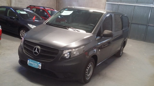 Imagen 1 de 11 de Mercedes Benz Vito Furgon Mixto Td Modelo 2016