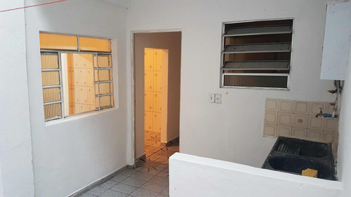 Casa Com 4 Cômodos E Garagem