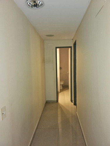 Oficina En Alquiler En Microcentro 179 M2 Con Cochera