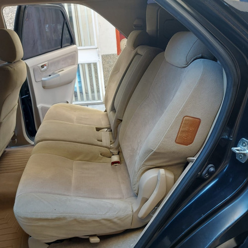 Imagen 5 de 18 de Toyota Fortuner