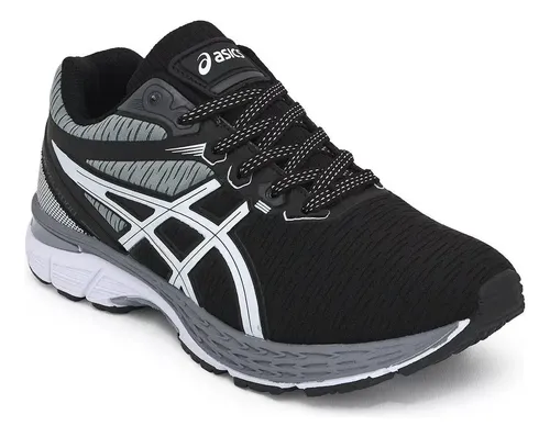 Tênis Asics Gel Revelation preto, cinza e branco, com cadarços pretos pontilhados em branco e logo Asics na lateral e língua, ideal para academia e caminhada.