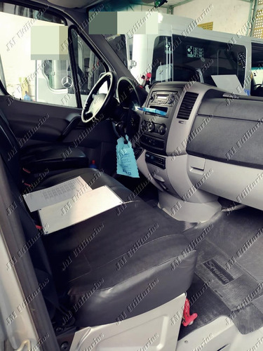 Imagem 3 de 9 de M.benz Sprinter Cdi 415 Ano 2015 Executiva Jm Cod.1045