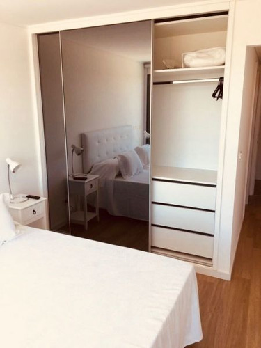 Venta Apartamento 2 Dormitorios En Playa Mansa,