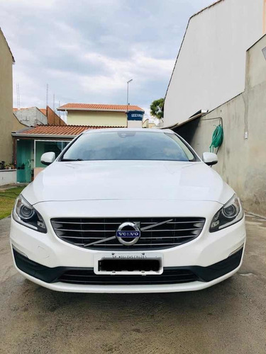 Volvo V60 2015 2.0 T5 Kinetic Drive-e 5p