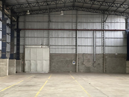 Alquiler Deposito 1900 M2 En Benavidez Tigre