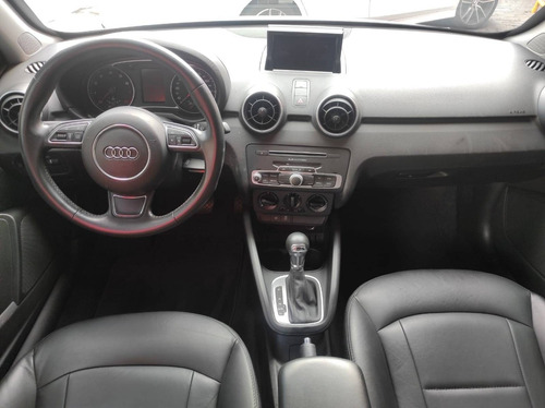 Imagem 11 de 15 de Audi A1 1.4 Tfsi Sportback Attraction 16v 122cv Gasolina 4p