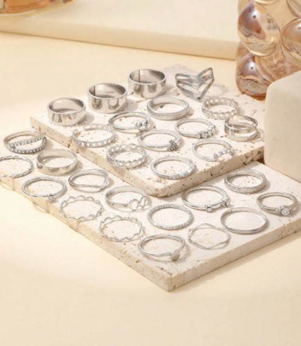 Set 30 Anillos Dorados De Mujer Moderno Minimalista Plateado Mediano