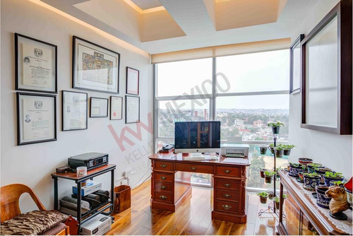Penthouse De Lujo Con Espectacular Vista A La Ciudad En La Parte Baja De Las Águilas