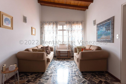 Imagen 3 de 16 de Casa En Venta En Macaracuay 22-23822