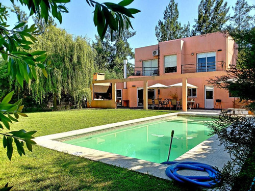 Hermosa Casa En El Lauquen