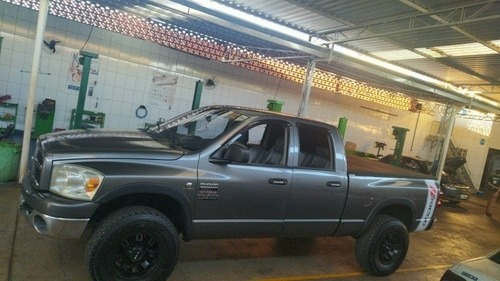 Dodge Ram 2500 2007 5.9 Cab. Dupla 4x4 4p