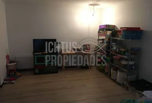 Robles / Colegio Los Alerces
