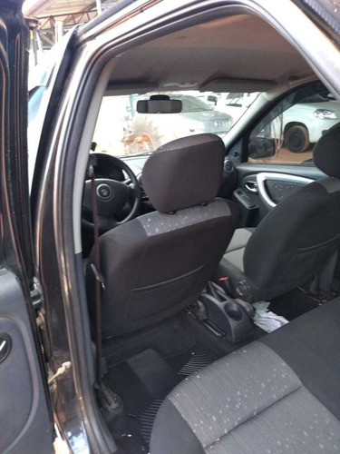 Renault Logan 2013 1.6 Expression Hi-power 4p