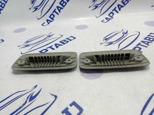 Rejilla Difusora Trasera De Ventilacio Toyota Rav4 2.5l 06-1 (Usado)