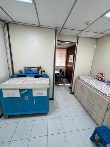 Venta De Oficina Los Dos Caminos Cl02