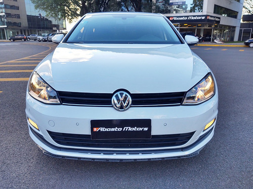 Imagen 10 de 24 de Vw Volkswagen Golf 2016 Comfortline 1.4 Tsi At Dsg Abasto