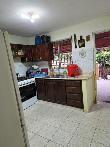 Imagen 18 de 30 de Vendo Casa Tipo Mejora En Villa Faro Con Solar De Casi 500 M2