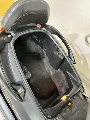 Dafra Maxsym 400i Ano 2022 Com 20.000km Aceito Troca
