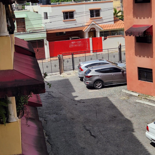 Se Vende Apartamento Clasico En Colinas De Los Rios Primer Nivel