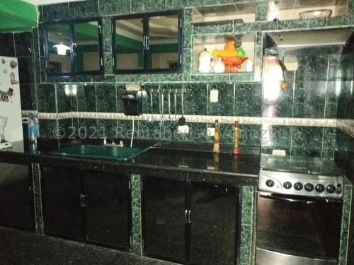 Imagen 3 de 8 de Cómoda Casa En Venta En Urbanismo De Las Calderas # 22-3588 04146954944