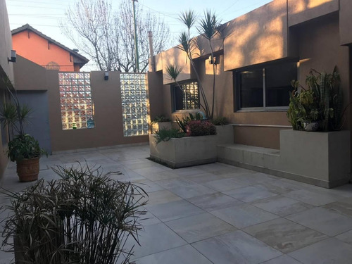 Imagen 11 de 14 de Moderna Casa 5 Amb En Venta Ituzaingo Norte - Olavarria 595