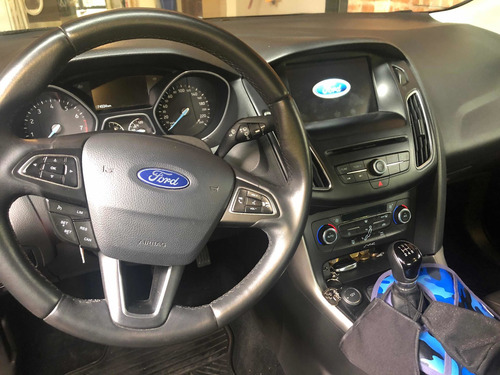 Ford Focus Iii 2.0 Sedan Se Plus Mt 2017