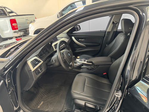 BMW Serie 3 2.0 320i Sedan Executive