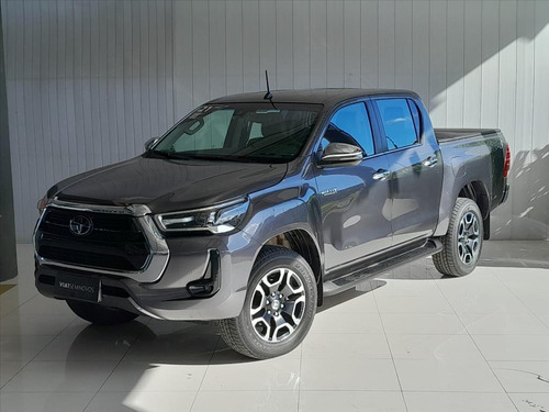 Toyota Hilux 2.8 D-4D TURBO DIESEL CD SRX 4X4 AUTOMÁTICO
