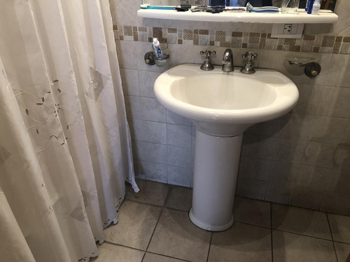 Imagen 10 de 30 de Casa Chalet En Venta - 4 Ambientes - Parque Y Pileta - Permuta - Ituzaingo / Padua