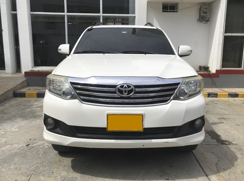 Toyota Fortuner 2014