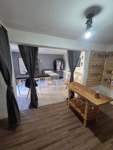 Venta Casa Y Monoambiente. Muy Amplio. Esquel.
