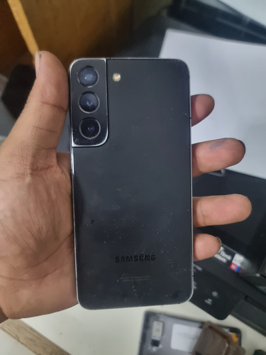 Samsung Galaxy S22 Con Mancha (snapdragon) (Usado)