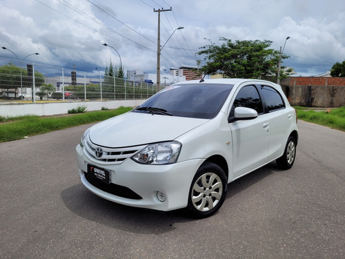 Toyota Etios 1.5 16v Xs Aut. 4p
