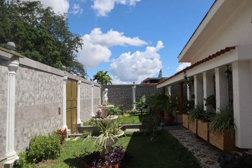 Imagen 8 de 9 de Casa En Venta En Urb. La Viña Valencia Cod: Foc-793
